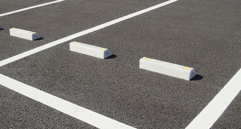 駐車場25台完備